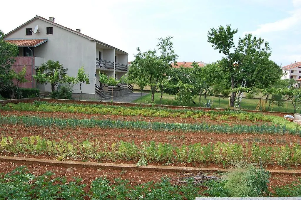 Apartments Bogovicda By El-Pi Tours Malinska 0*,  Croatia