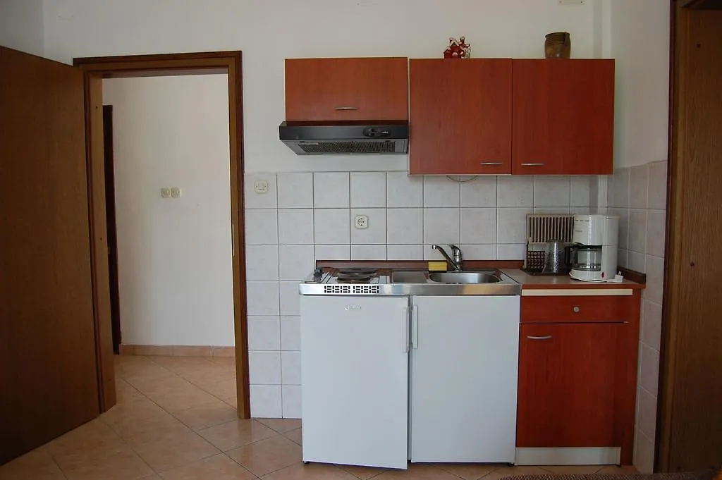Apartments Bogovicda By El-Pi Tours Malinska 0*,