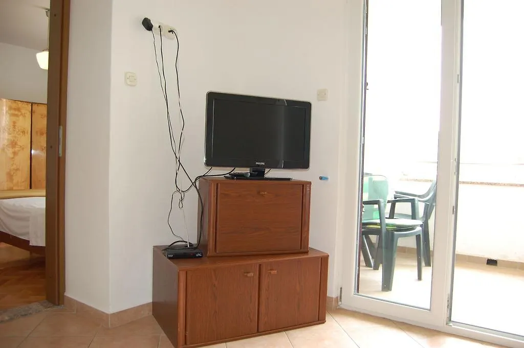 Apartments Bogovicda By El-Pi Tours Malinska 0*,  Croatia